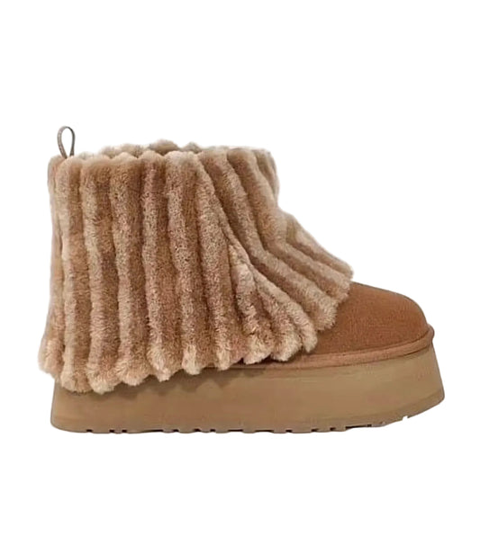 UGG Classic Mini Dipper Boots
