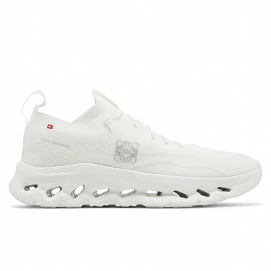 LOEWE x OnCloudtilt All White