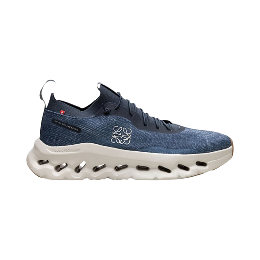 On Cloudsolo Logo Detail Sneakers (Blue / Denim Blue)