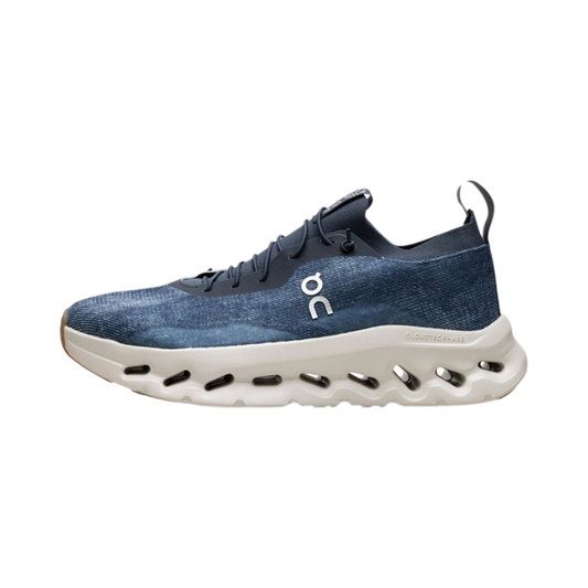 On Cloudsolo Logo Detail Sneakers (Blue / Denim Blue)