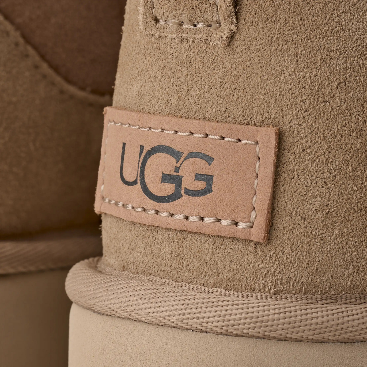 UGG Classic Ultra Mini – Sand