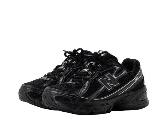 New Balance 740 Black Silver