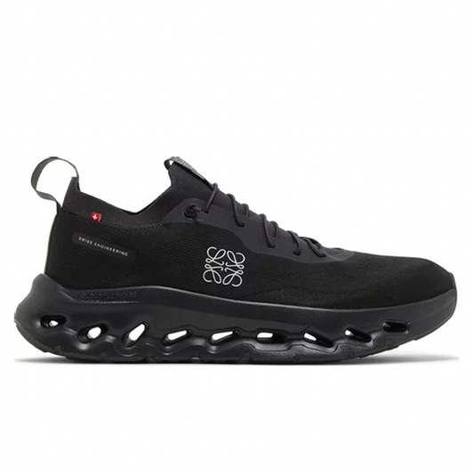 LOEWE x OnCloudtilt All black
