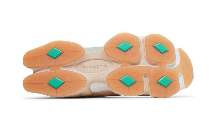 New Balance 9060 'Penny Cookie pink'